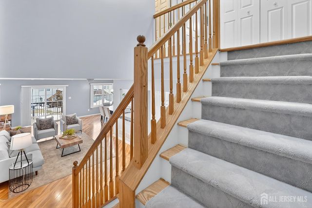 18 Bridgepointe Drive 18, South Amboy, NJ 08879