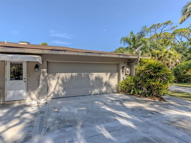 750 SHETLAND CIRCLE, Nokomis, FL 34275