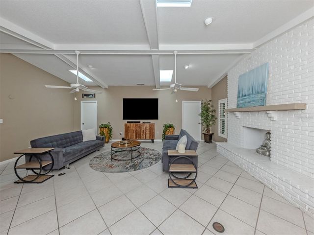 750 SHETLAND CIRCLE, Nokomis, FL 34275