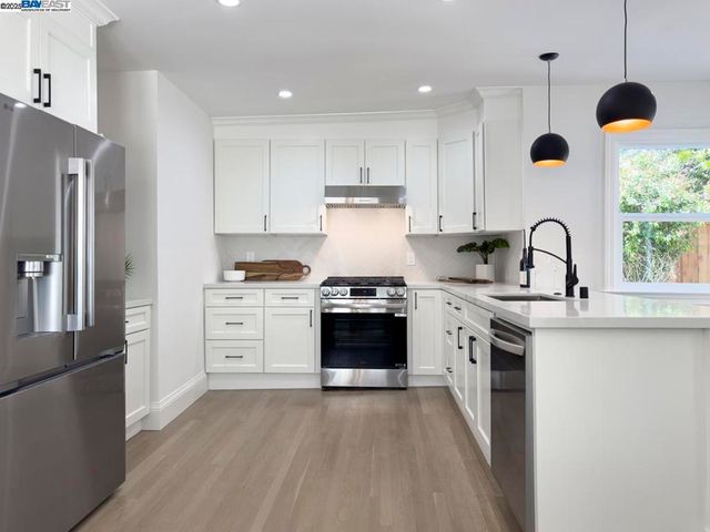 479 Kentucky Ave, Berkeley, CA 94707