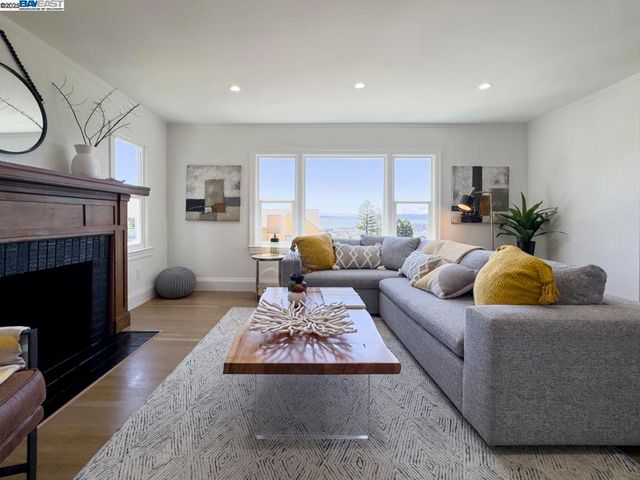 479 Kentucky Ave, Berkeley, CA 94707