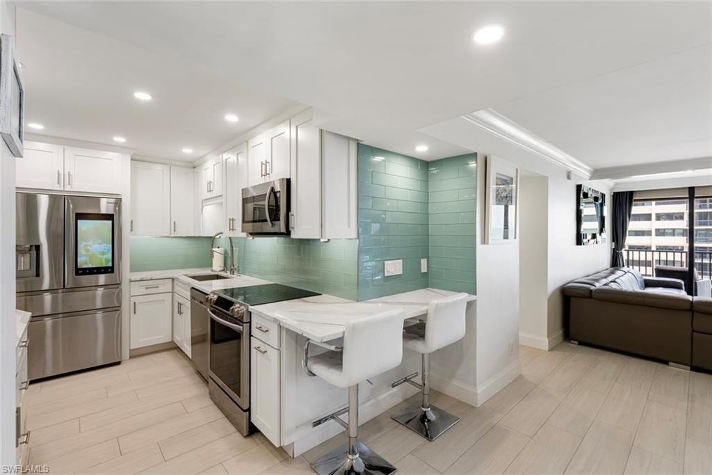 4005 Gulf Shore BLVD N 904, NAPLES, FL 34103 — photo 3