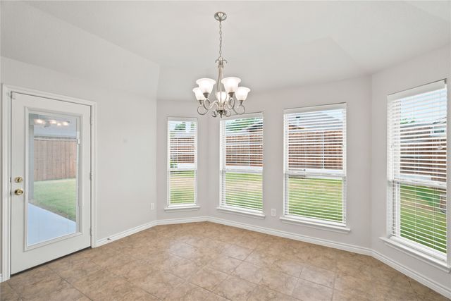 217 Angelina Court, Azle, TX 76020