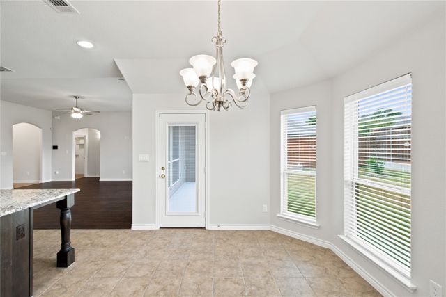 217 Angelina Court, Azle, TX 76020