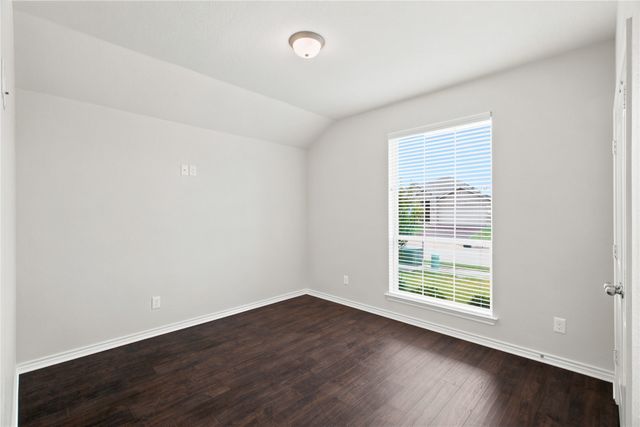 217 Angelina Court, Azle, TX 76020
