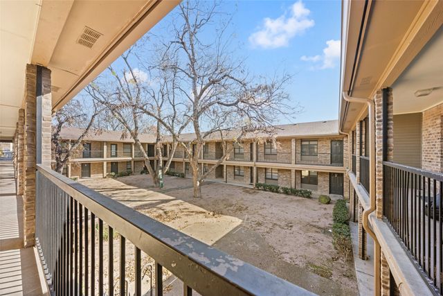 1421 S 12th Street 210, Waco, TX 76706