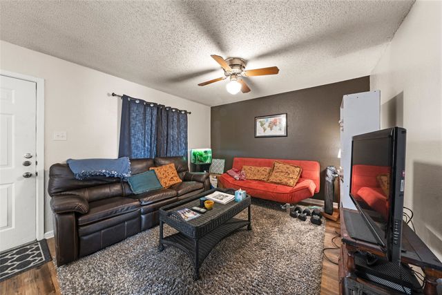 1421 S 12th Street 210, Waco, TX 76706