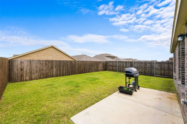 2065 Henrietta Drive, Forney, TX 75126