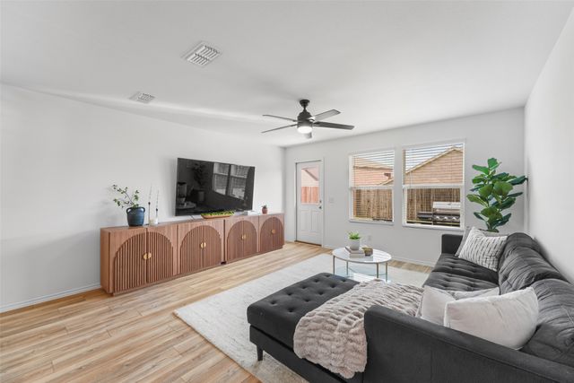 2065 Henrietta Drive, Forney, TX 75126