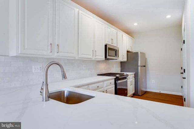 1981 PENFOLD CT, Woodbridge, VA 22192