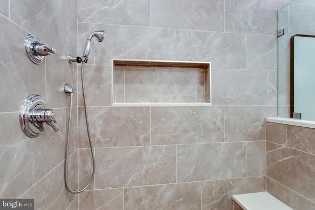 1981 PENFOLD CT, Woodbridge, VA 22192