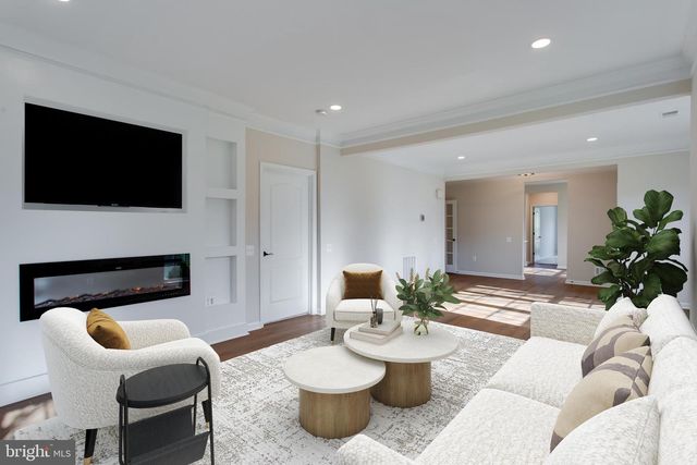 1981 PENFOLD CT, Woodbridge, VA 22192