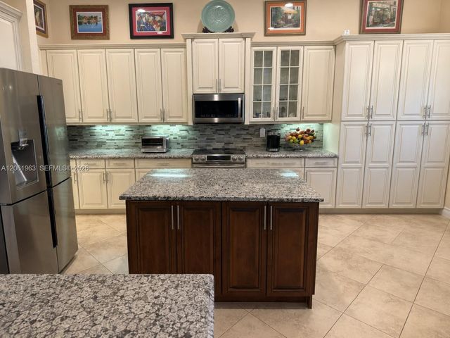 8195 Alpine Ridge Rd 8195, Boynton Beach, FL 33473