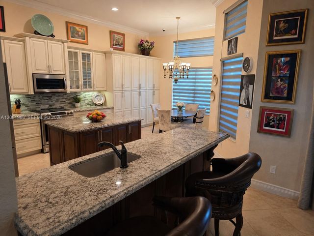 8195 Alpine Ridge Rd 8195, Boynton Beach, FL 33473