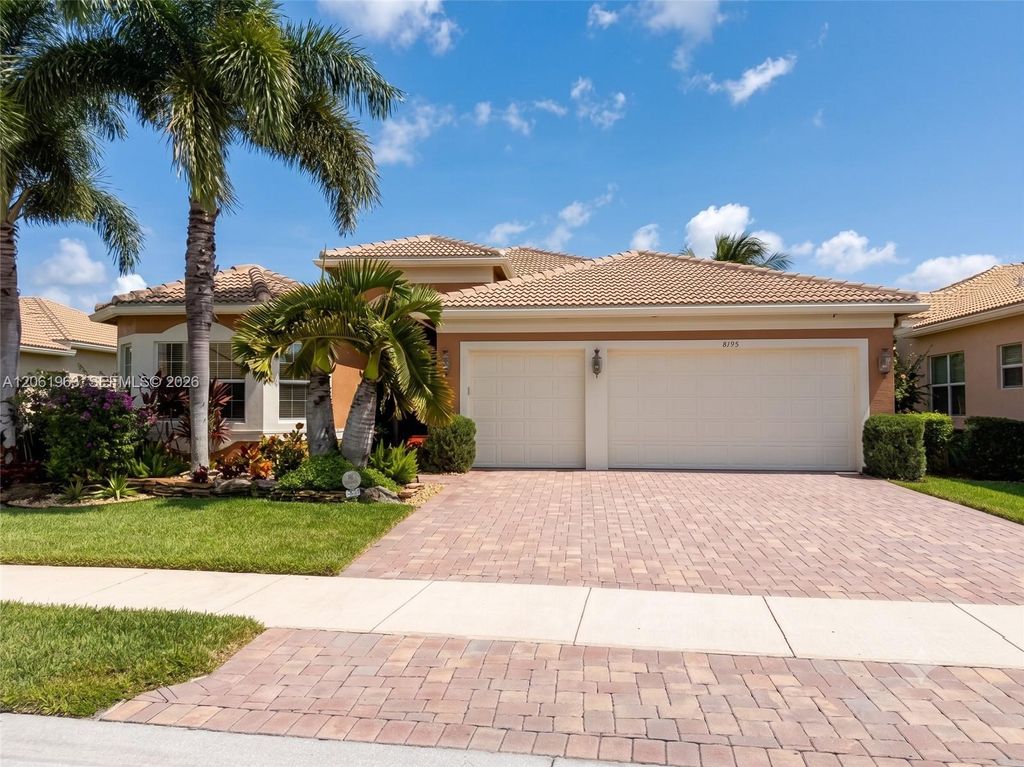8195 Alpine Ridge Rd 8195, Boynton Beach, FL 33473