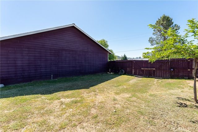 17706 Holly Way, Clearlake Oaks, CA 95423