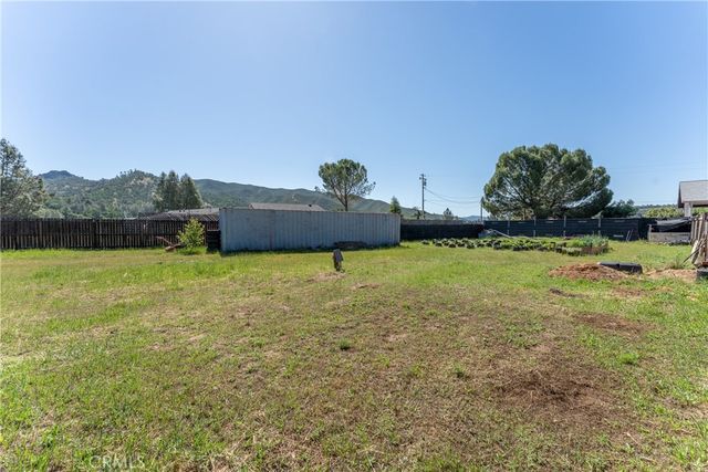 17706 Holly Way, Clearlake Oaks, CA 95423