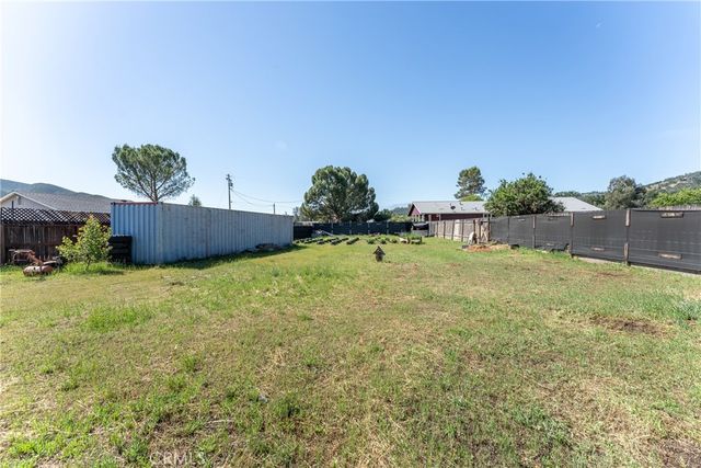 17706 Holly Way, Clearlake Oaks, CA 95423