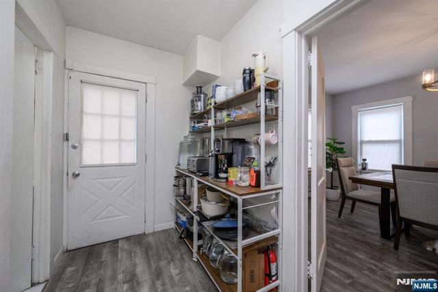 25 Comfort Place, Clifton, NJ 07011