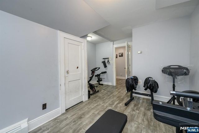 25 Comfort Place, Clifton, NJ 07011
