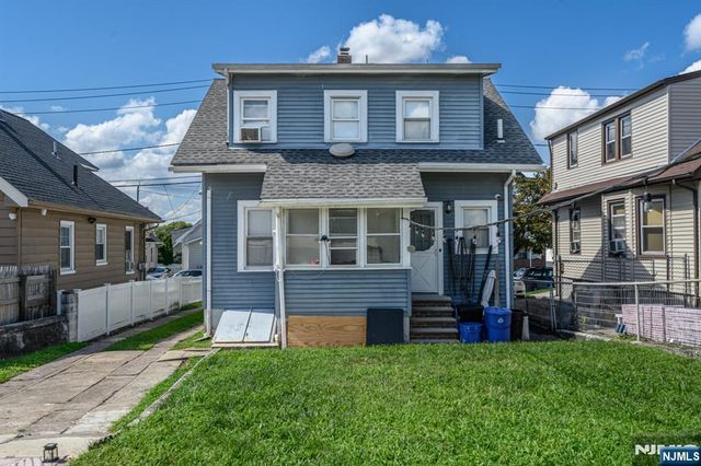 25 Comfort Place, Clifton, NJ 07011