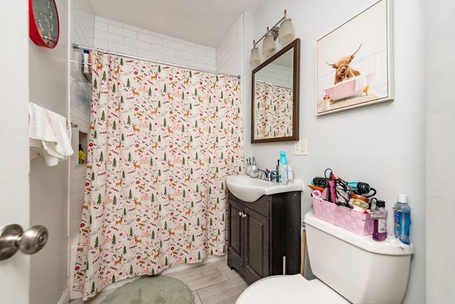 18 Santuit St, Boston, MA 02124