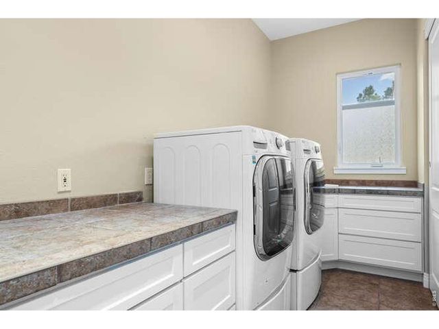 6329 Diamond Ridge Pkwy, Castle Rock, CO 80108