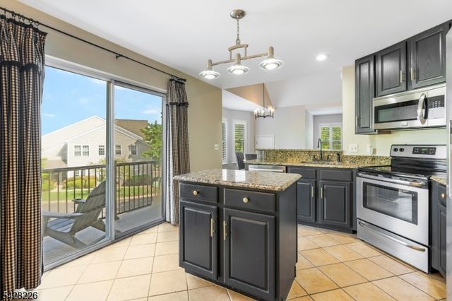 26 Heatherwood Lane, Bedminster Twp., NJ 07921