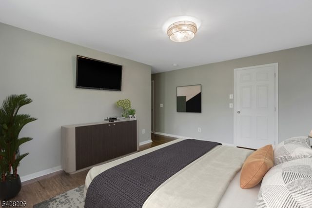 26 Heatherwood Lane, Bedminster Twp., NJ 07921