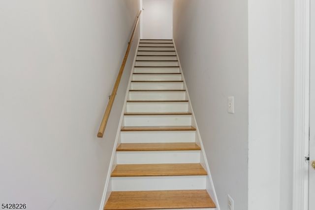 26 Heatherwood Lane, Bedminster Twp., NJ 07921