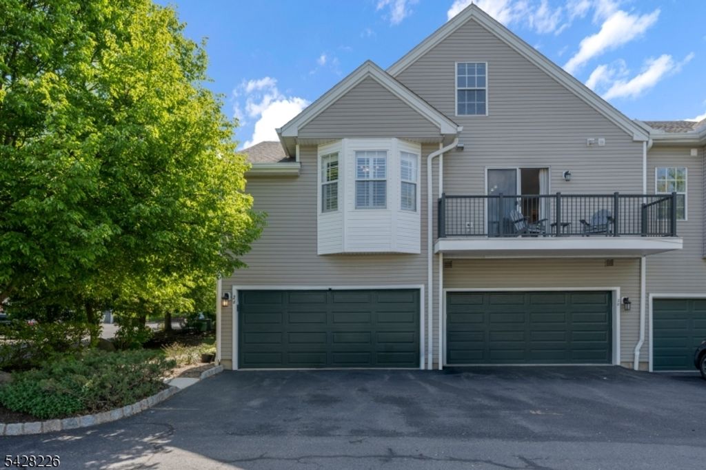 26 Heatherwood Lane, Bedminster Twp., NJ 07921