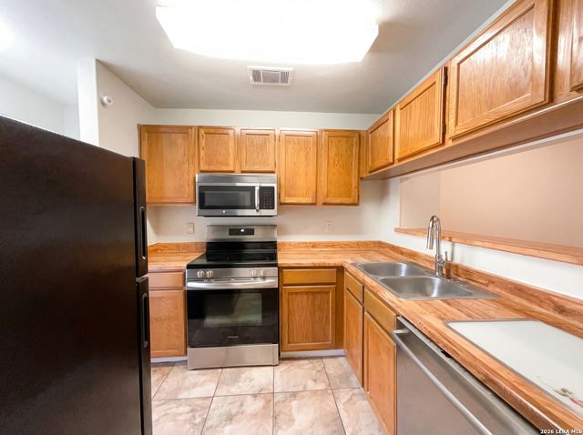 7880 Micron, San Antonio, TX 78251