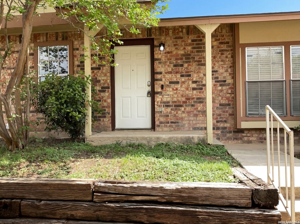 7880 Micron, San Antonio, TX 78251