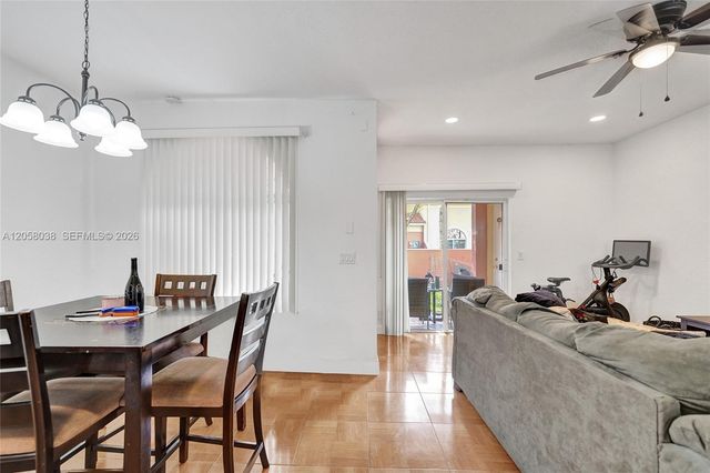 1315 N Santa Catalina Circle 1315, North Lauderdale, FL 33068