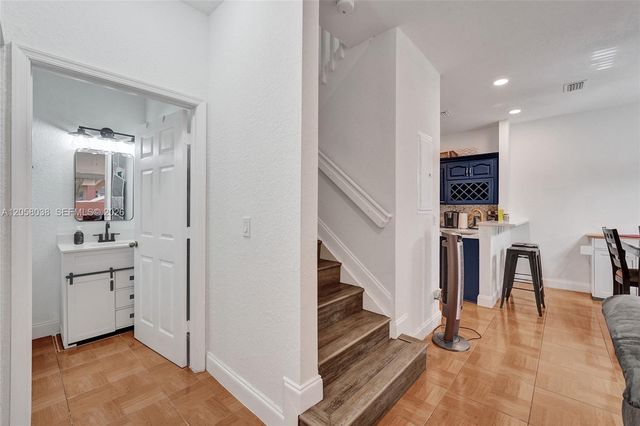 1315 N Santa Catalina Circle 1315, North Lauderdale, FL 33068