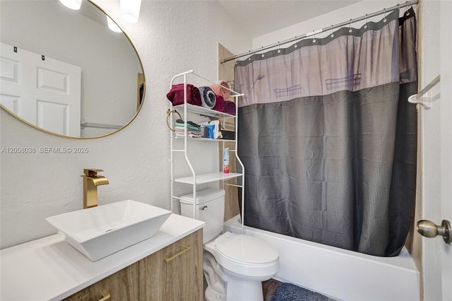 1315 N Santa Catalina Circle 1315, North Lauderdale, FL 33068