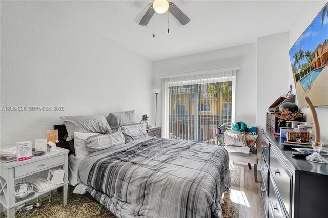 1315 N Santa Catalina Circle 1315, North Lauderdale, FL 33068