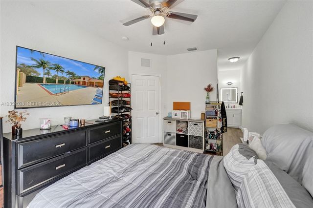 1315 N Santa Catalina Circle 1315, North Lauderdale, FL 33068