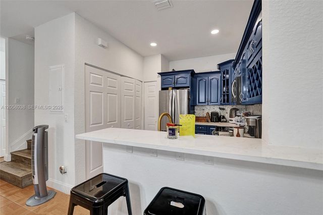 1315 N Santa Catalina Circle 1315, North Lauderdale, FL 33068