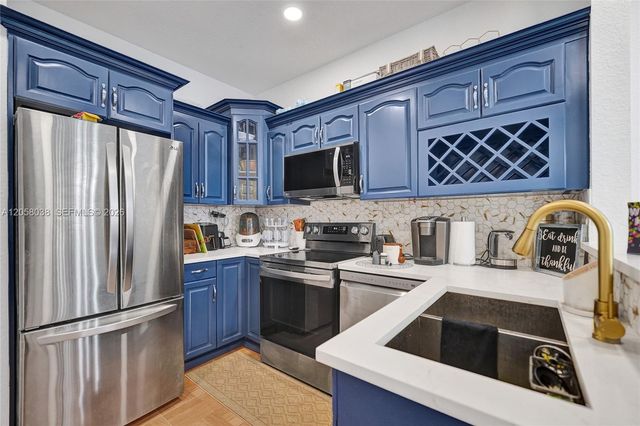 1315 N Santa Catalina Circle 1315, North Lauderdale, FL 33068