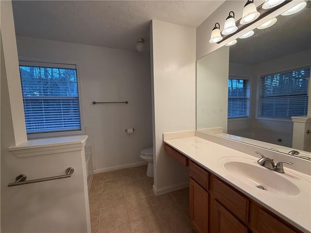 3284 Saddlegate Court, Buford, GA 30519