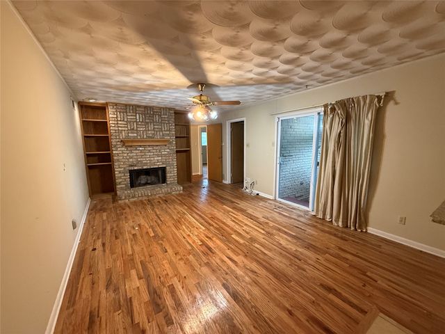 1237 Wagon Wheels Trail, Dallas, TX 75241