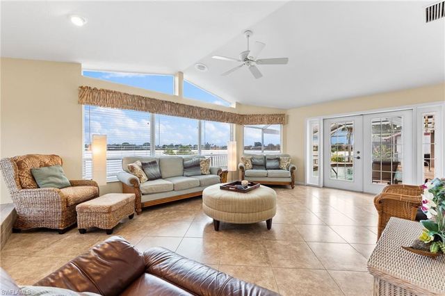 3511 SW 5th PL, Cape Coral, FL 33914