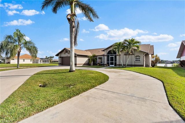 3511 SW 5th PL, Cape Coral, FL 33914