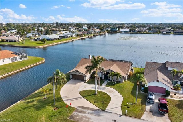 3511 SW 5th PL, Cape Coral, FL 33914