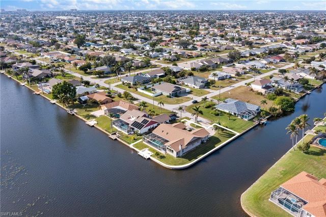 3511 SW 5th PL, Cape Coral, FL 33914