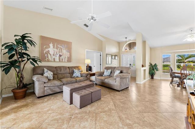 3511 SW 5th PL, Cape Coral, FL 33914