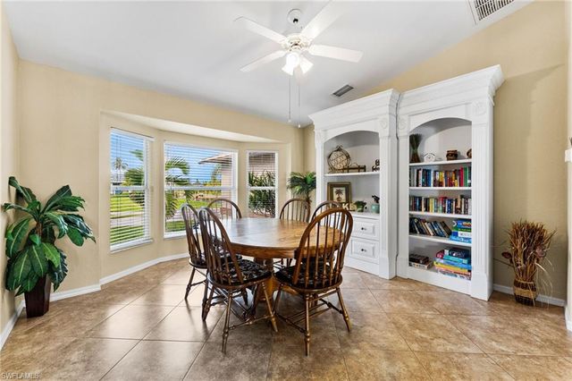 3511 SW 5th PL, Cape Coral, FL 33914