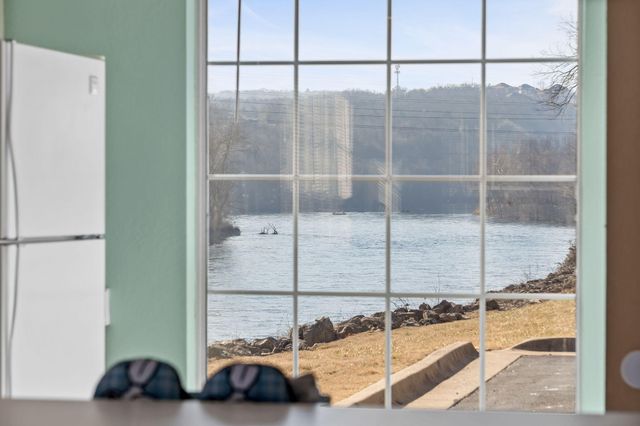 710 Fall Creek Drive 2, Branson, MO 65616