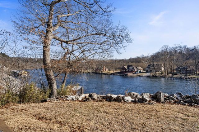 710 Fall Creek Drive 2, Branson, MO 65616